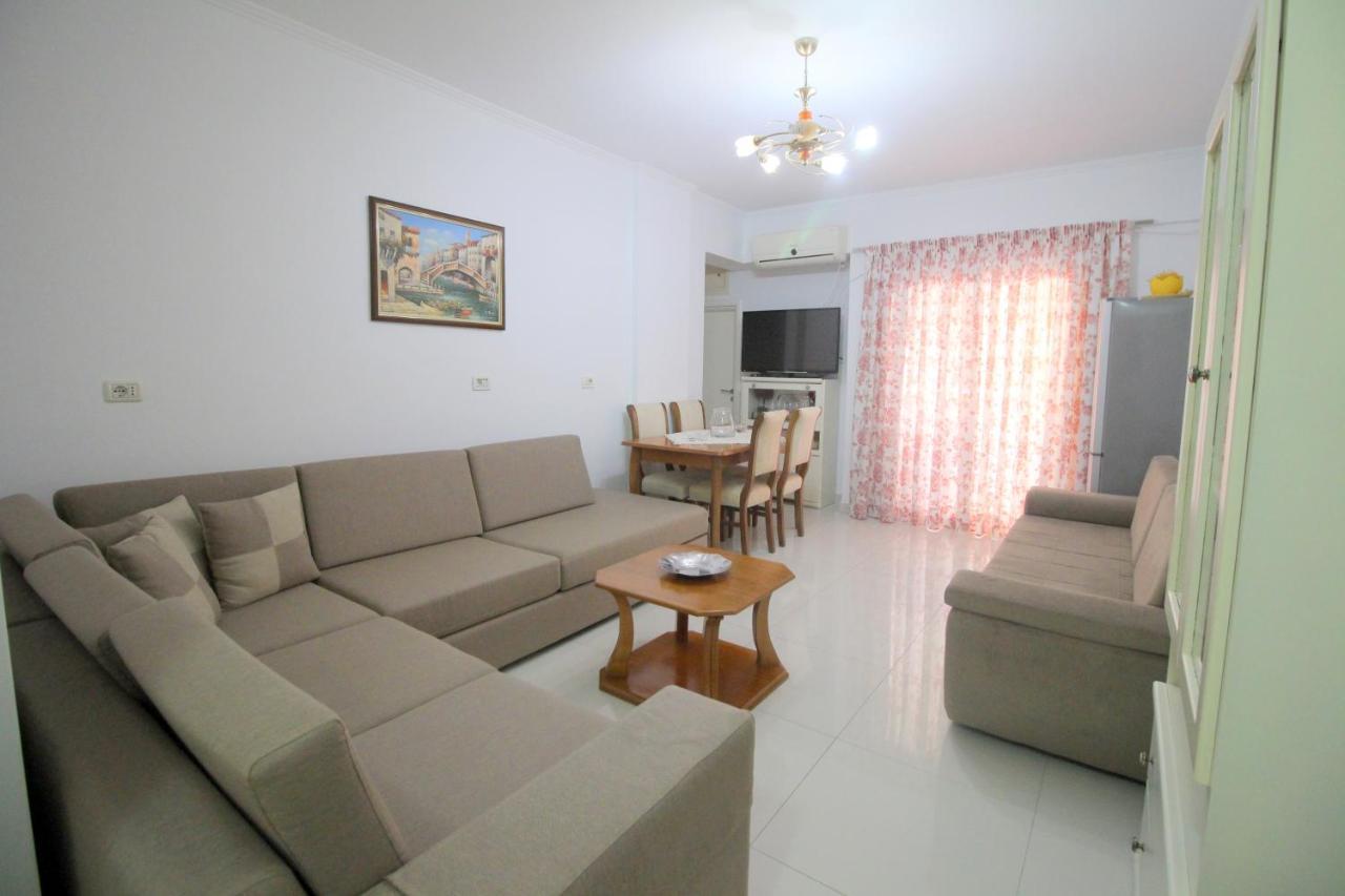 Klajdi Apartaments Sarandë 外观 照片