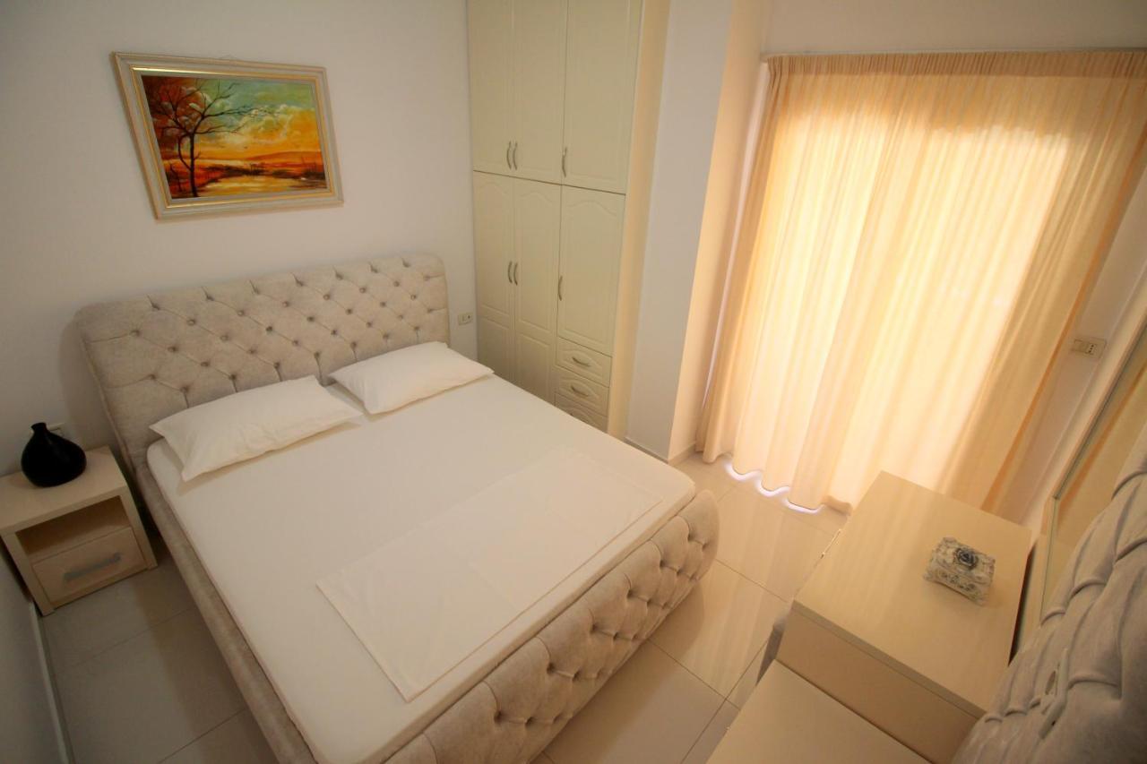Klajdi Apartaments Sarandë 外观 照片