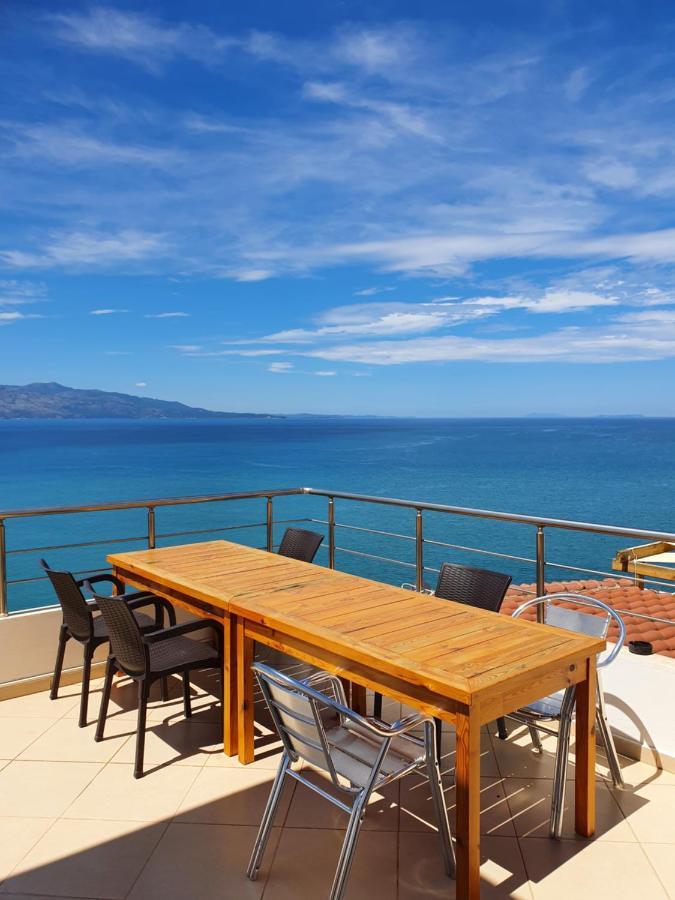 Klajdi Apartaments Sarandë 外观 照片