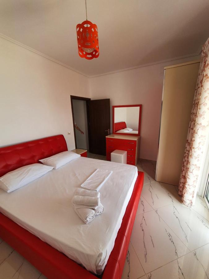 Klajdi Apartaments Sarandë 外观 照片