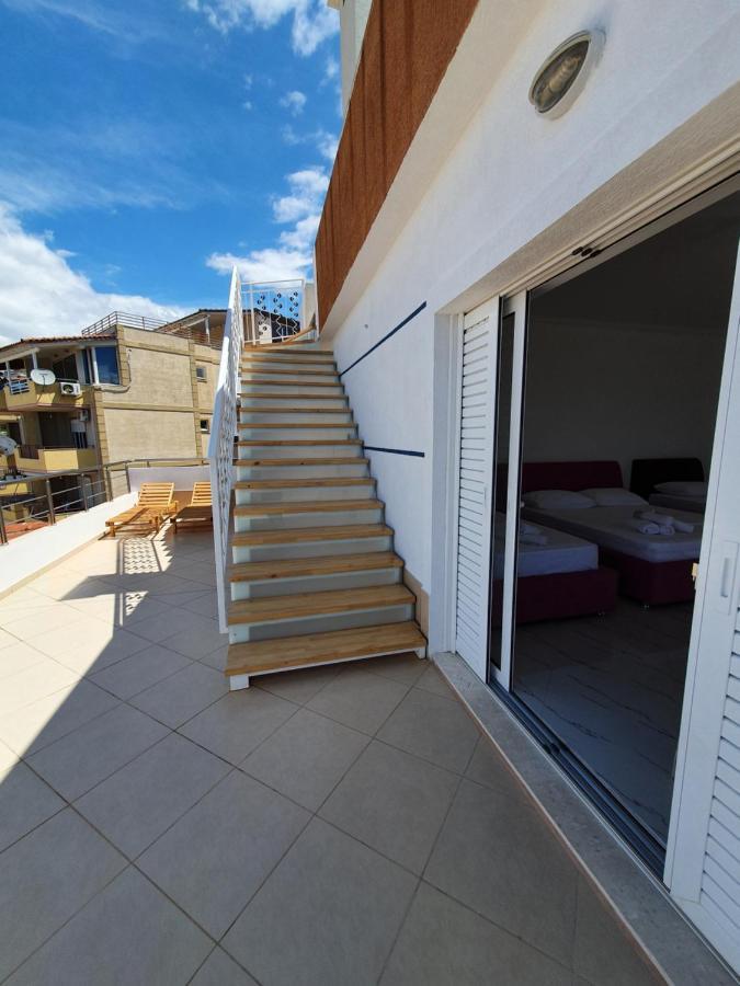 Klajdi Apartaments Sarandë 外观 照片