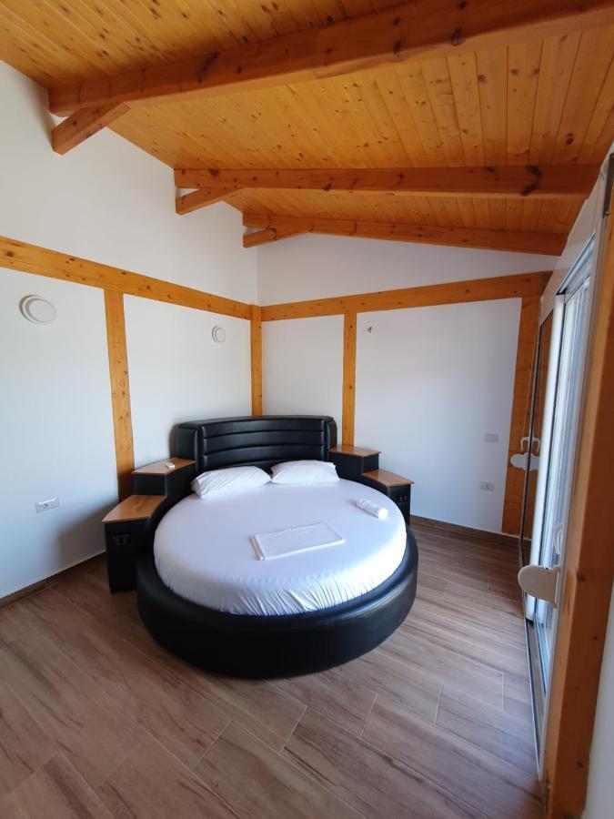 Klajdi Apartaments Sarandë 外观 照片