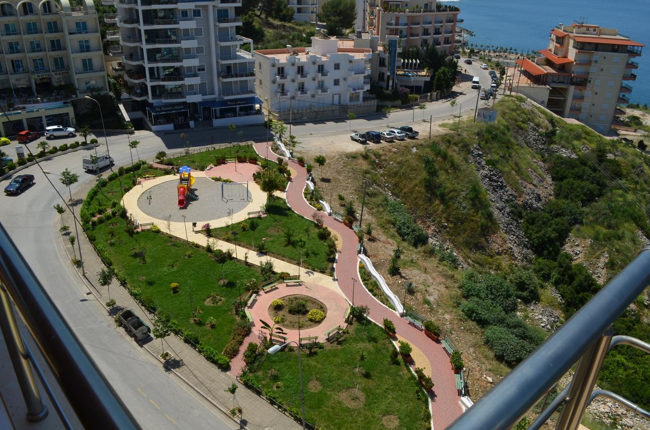 Klajdi Apartaments Sarandë 外观 照片